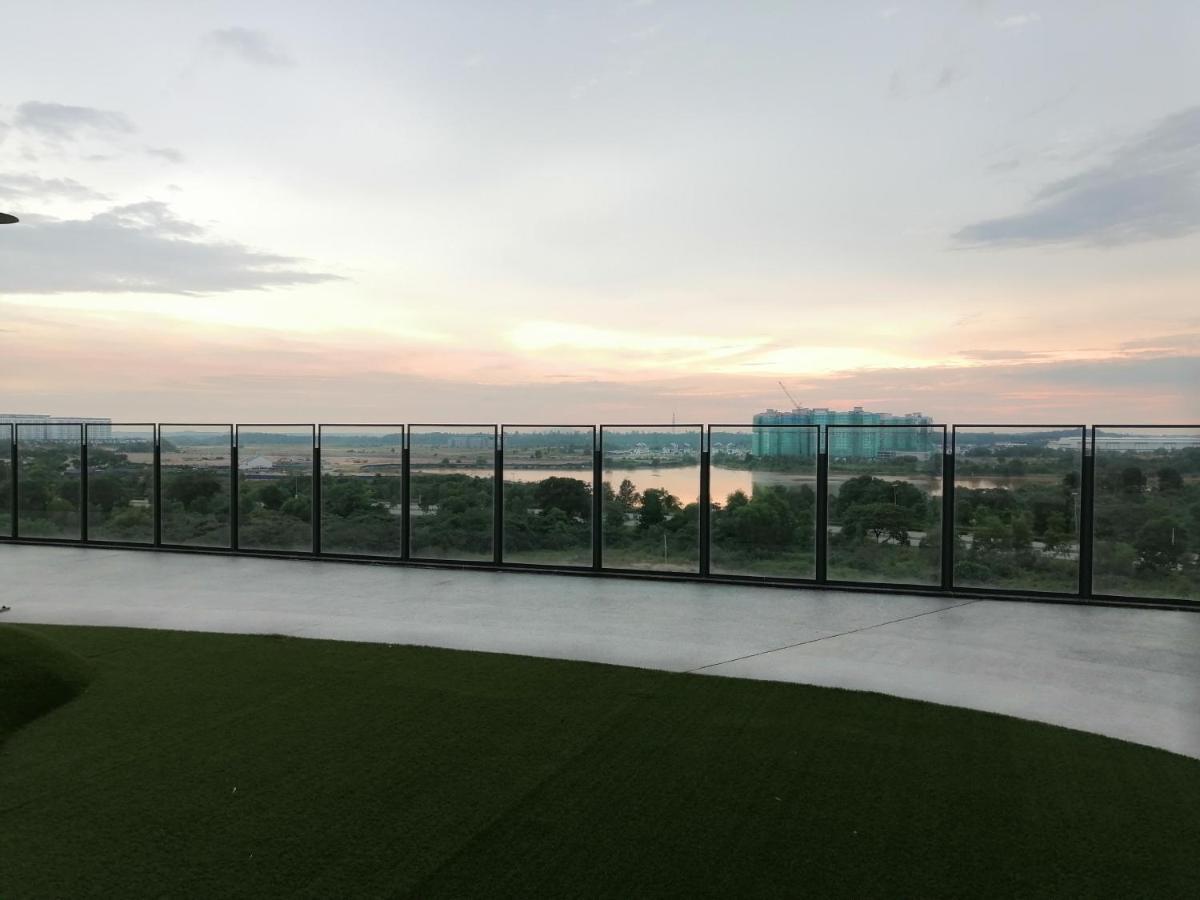 Santai Homestay Cyberjaya Ngoại thất bức ảnh