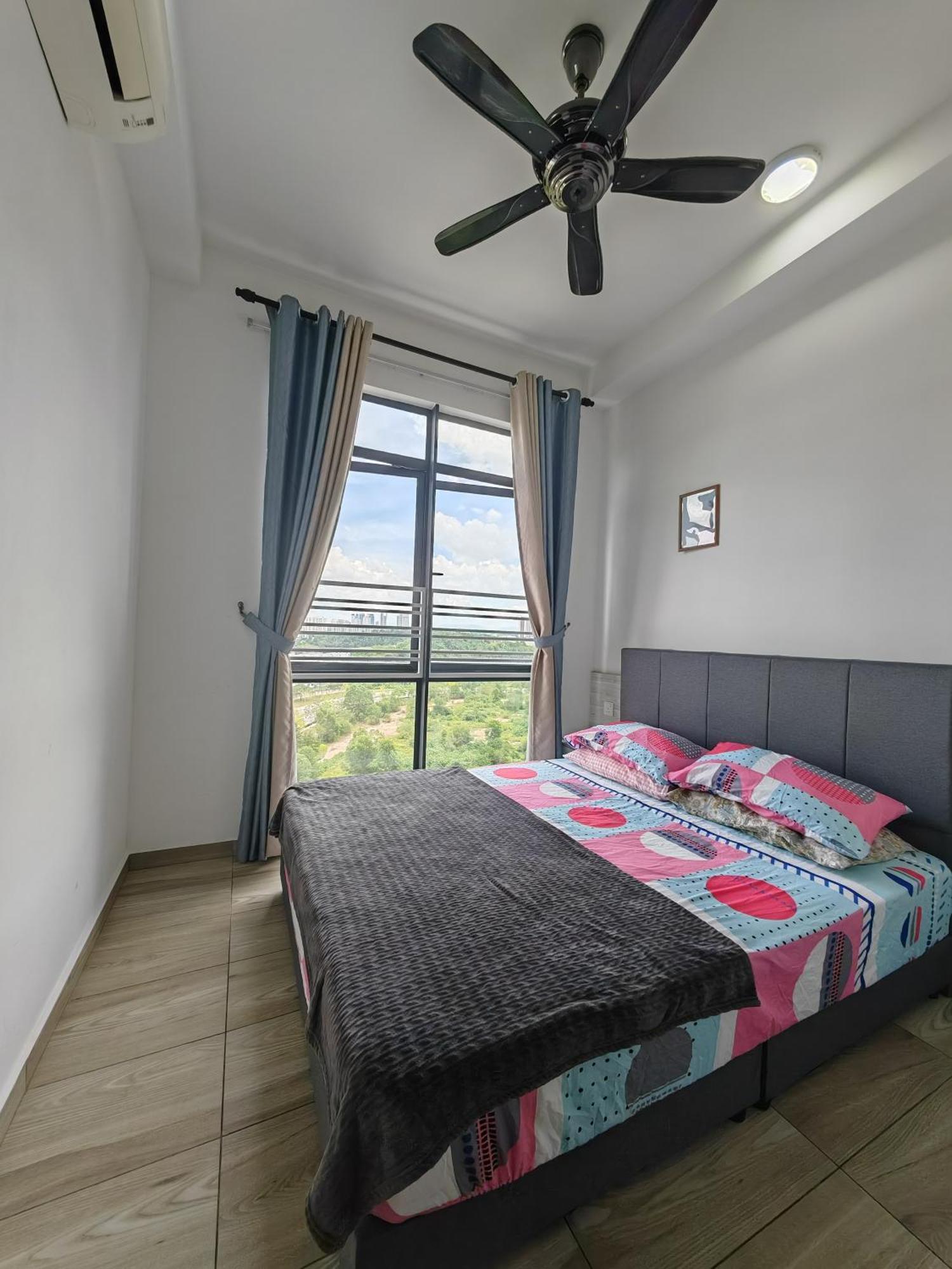 Santai Homestay Cyberjaya Ngoại thất bức ảnh